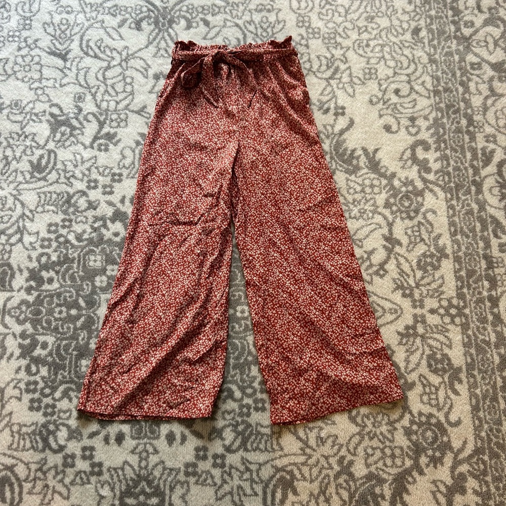 NWT Floral Tie Waist Pants